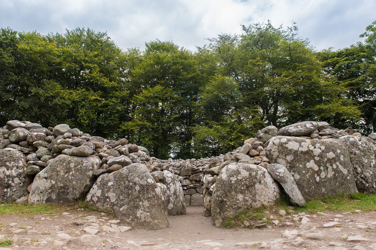 clava cairn, resting place, graveyard-1245013.jpg